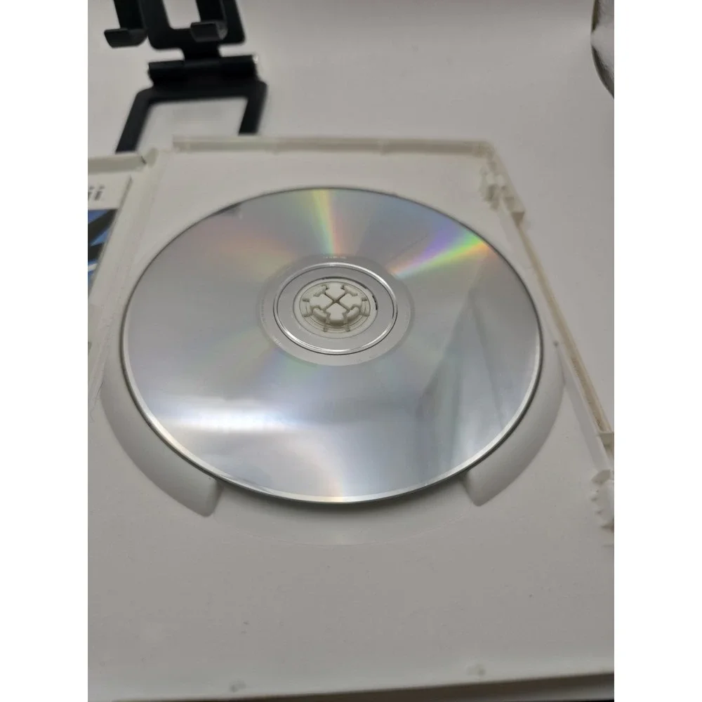 Star Wars: The Clone Wars - Lightsaber Duels (Nintendo Wii, 2008)